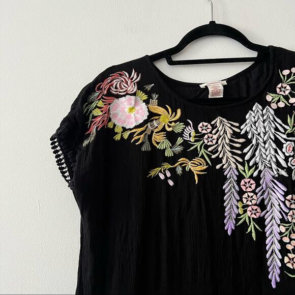 Sundance Black Floral Embroidered Shift Dress - Picture 3 of 8